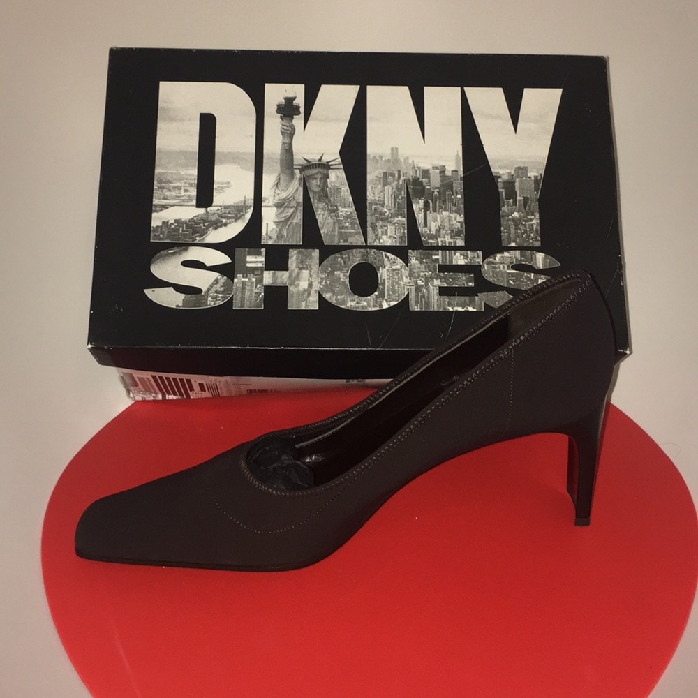 Brand NEW DKNY Dark Brown Suede square toe heels